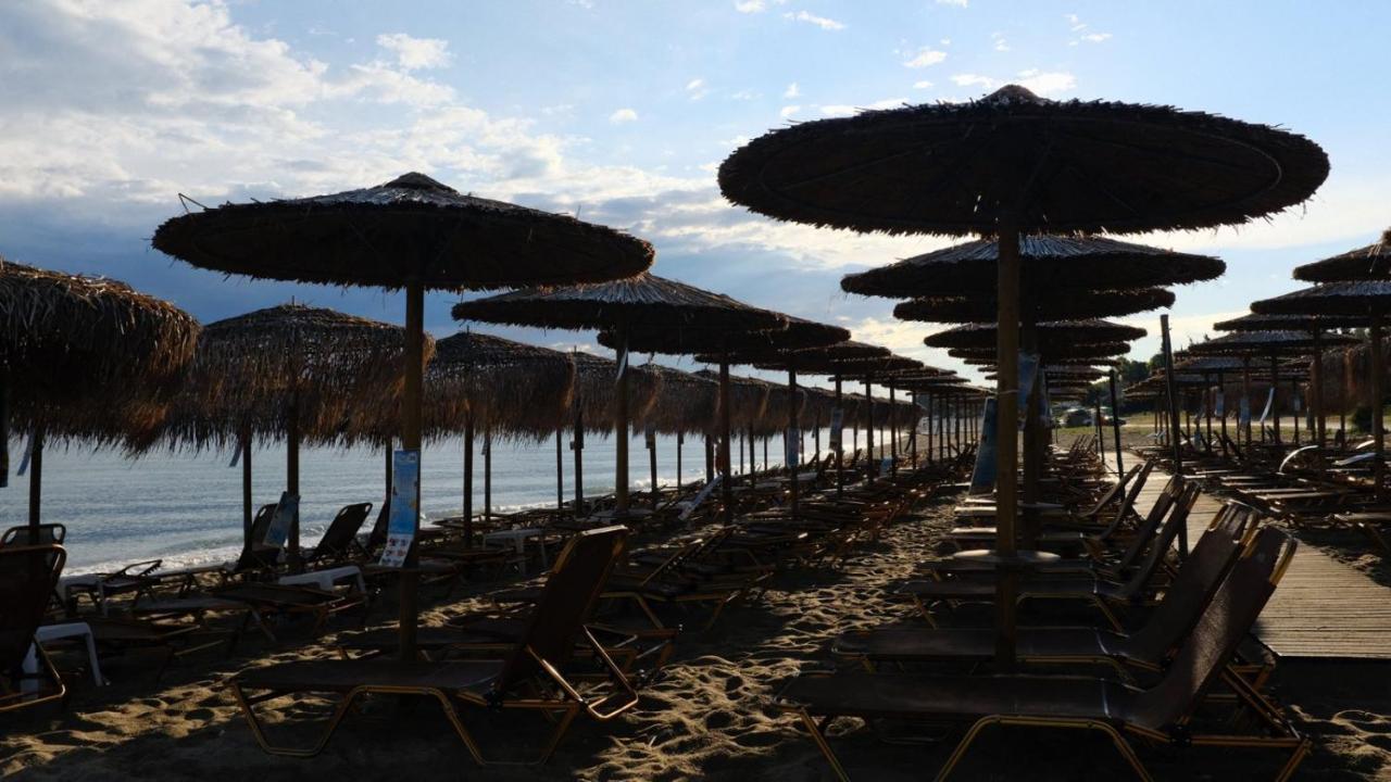 Beach Front Vintage Villa Kalliktratis Nea Kallikrateia Экстерьер фото