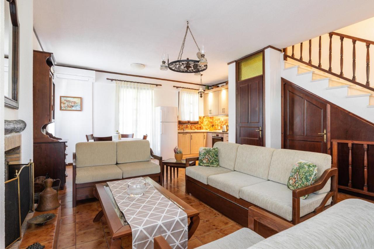 Beach Front Vintage Villa Kalliktratis Nea Kallikrateia Экстерьер фото