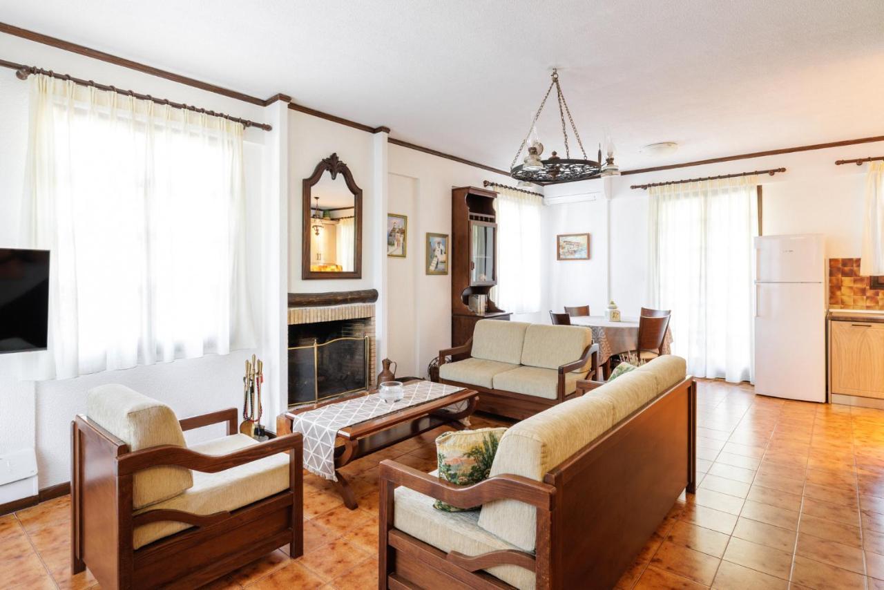 Beach Front Vintage Villa Kalliktratis Nea Kallikrateia Экстерьер фото