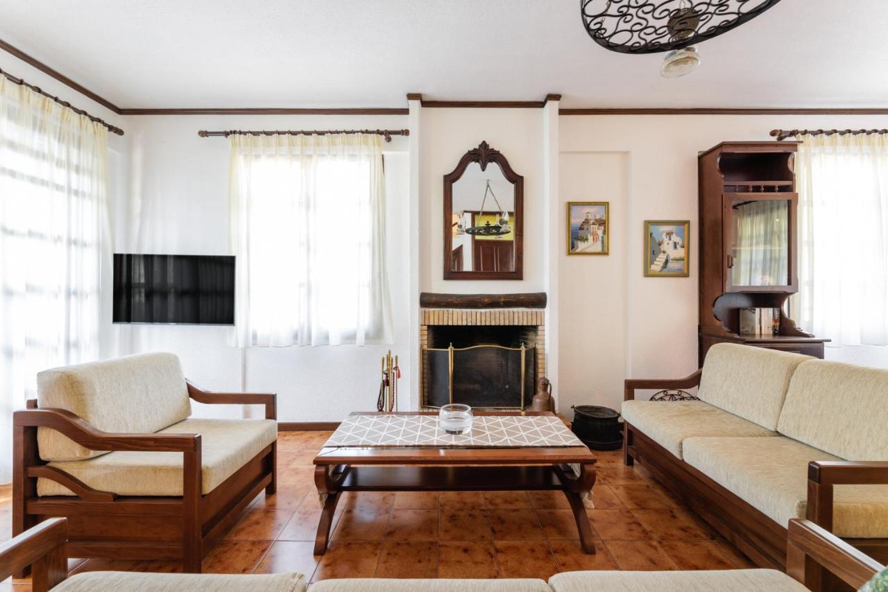 Beach Front Vintage Villa Kalliktratis Nea Kallikrateia Экстерьер фото