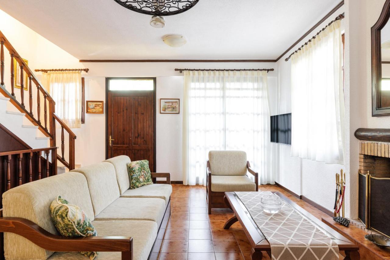 Beach Front Vintage Villa Kalliktratis Nea Kallikrateia Экстерьер фото