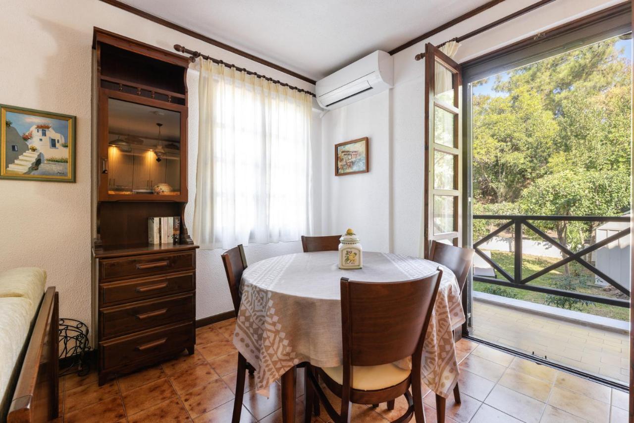 Beach Front Vintage Villa Kalliktratis Nea Kallikrateia Экстерьер фото