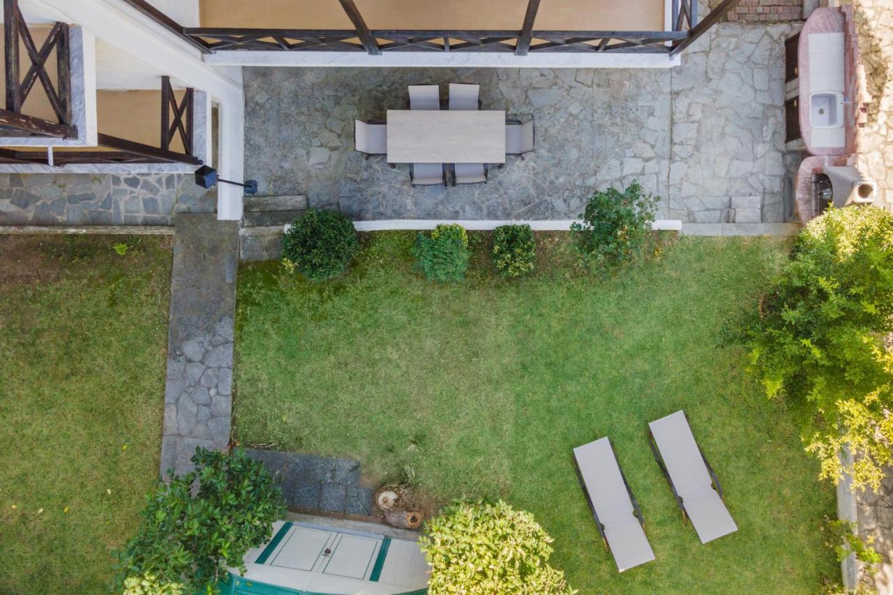 Beach Front Vintage Villa Kalliktratis Nea Kallikrateia Экстерьер фото